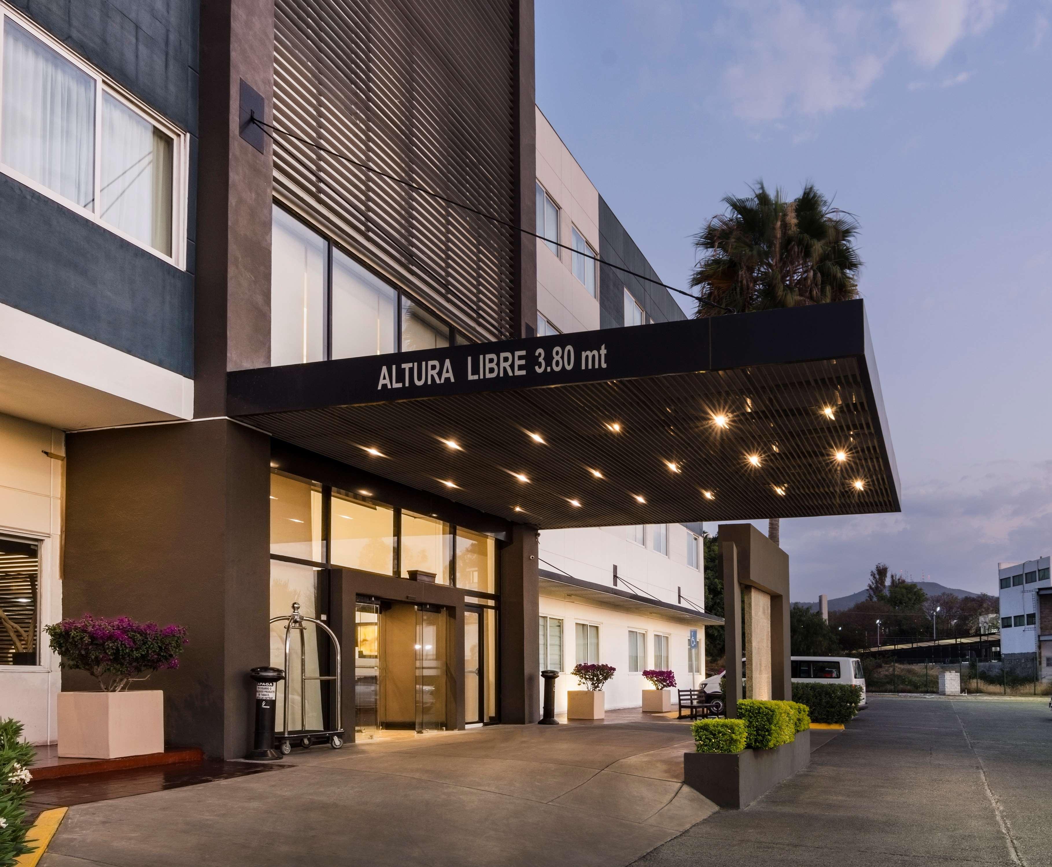Doubletree By Hilton Queretaro Hotel Buitenkant foto