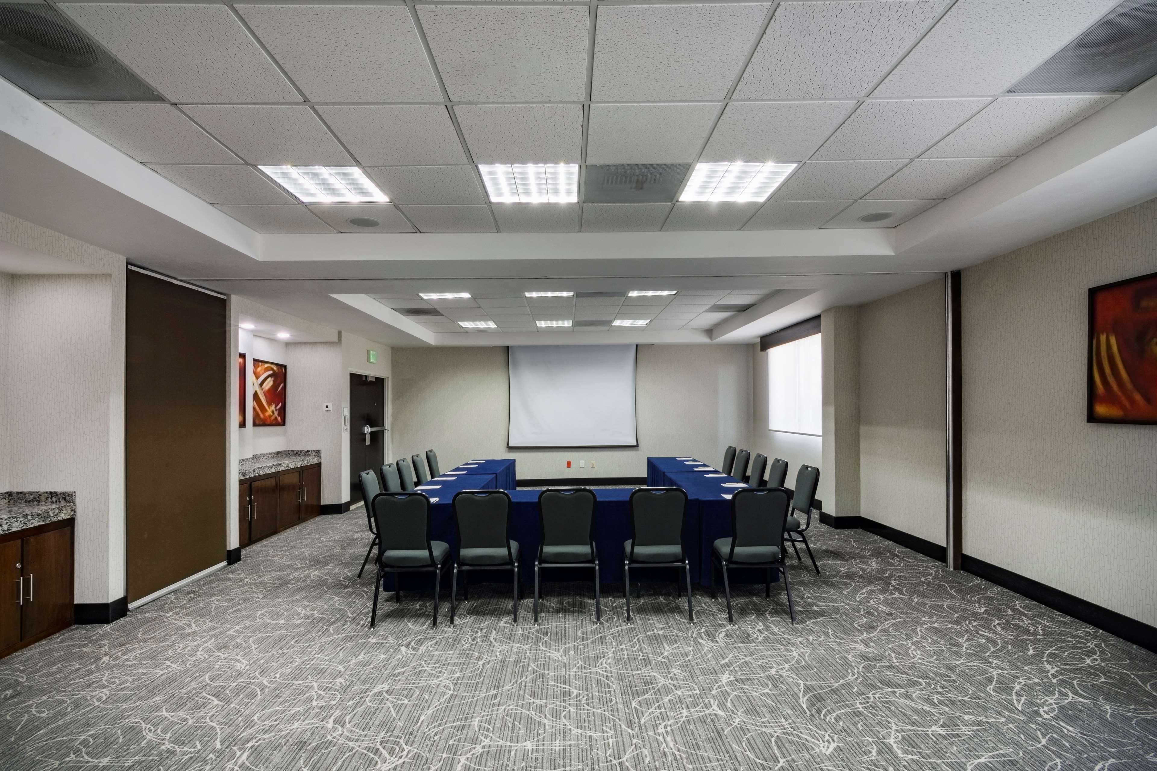Doubletree By Hilton Queretaro Hotel Buitenkant foto