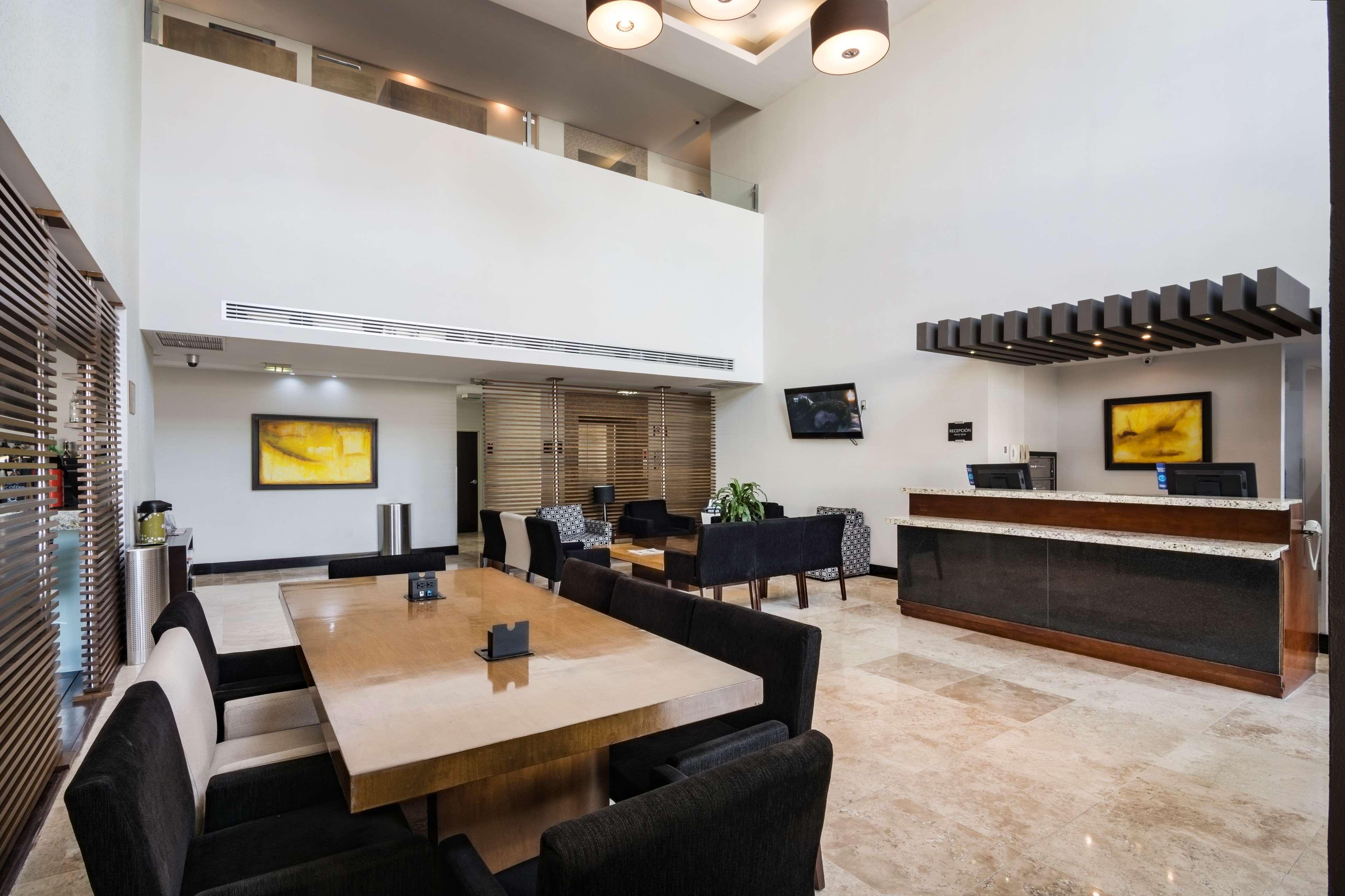 Doubletree By Hilton Queretaro Hotel Buitenkant foto