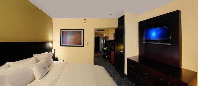 Doubletree By Hilton Queretaro Hotel Buitenkant foto