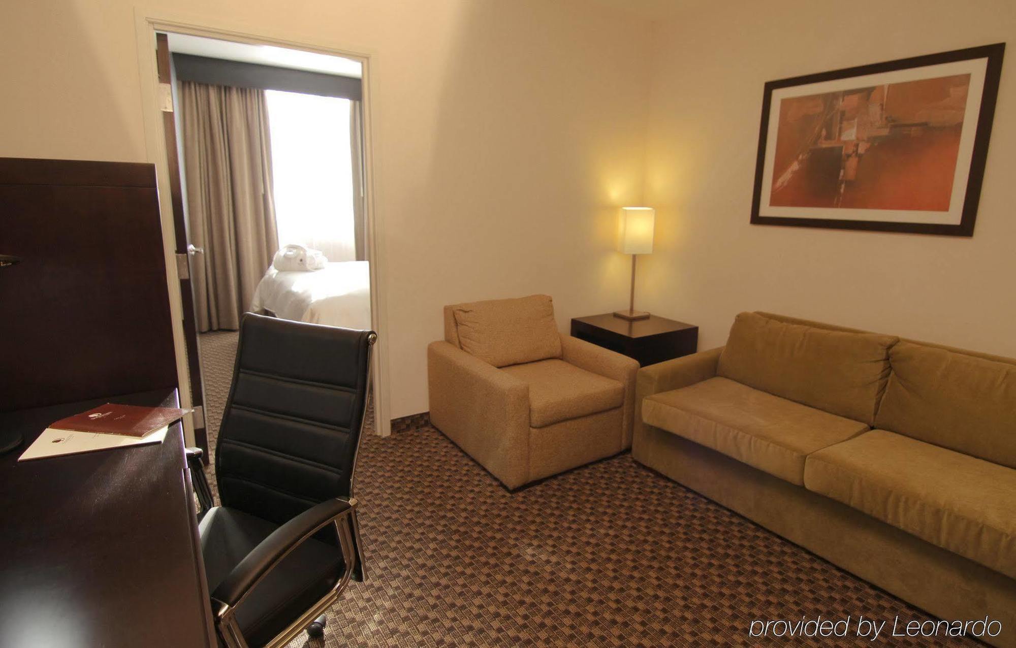 Doubletree By Hilton Queretaro Hotel Buitenkant foto