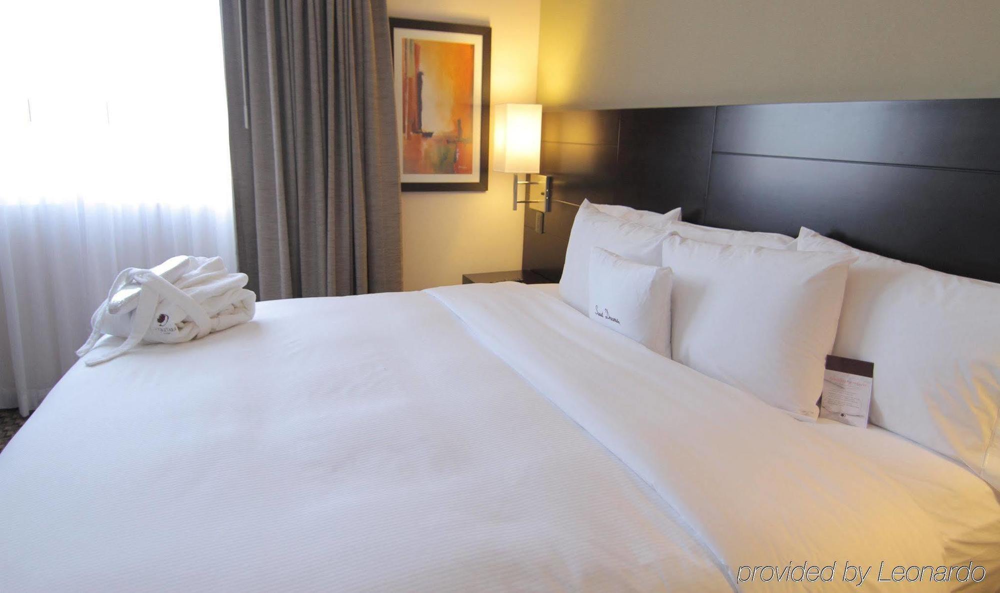 Doubletree By Hilton Queretaro Hotel Buitenkant foto